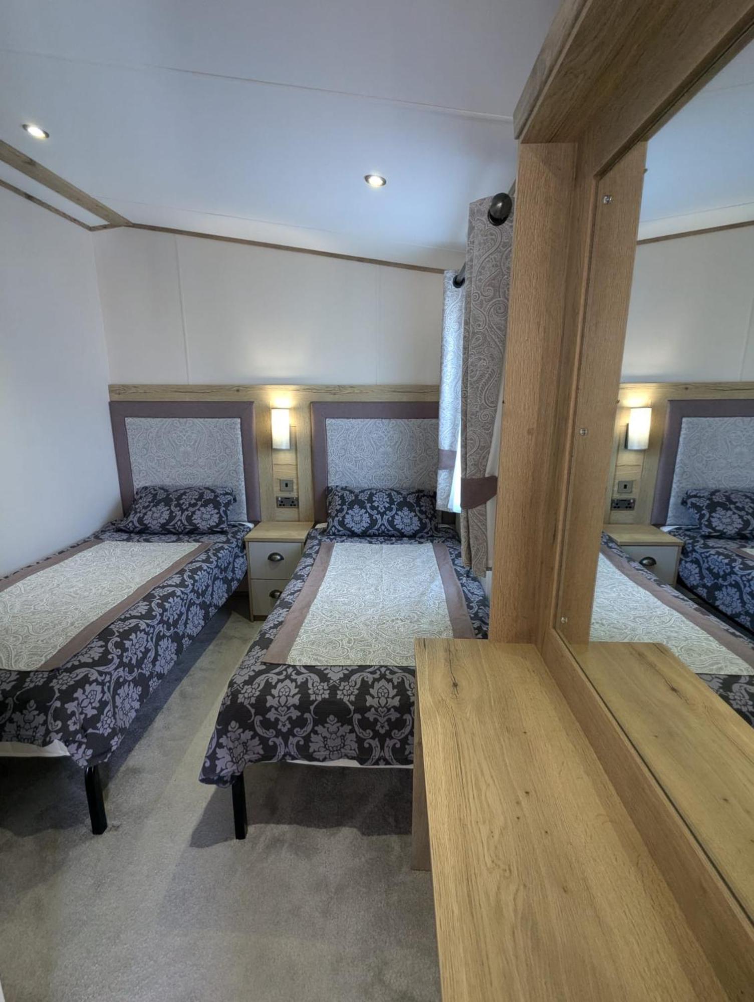 Wyke Regis Stunning Caravan With Panoramic Views Weymouth Littlesea Haven מראה חיצוני תמונה